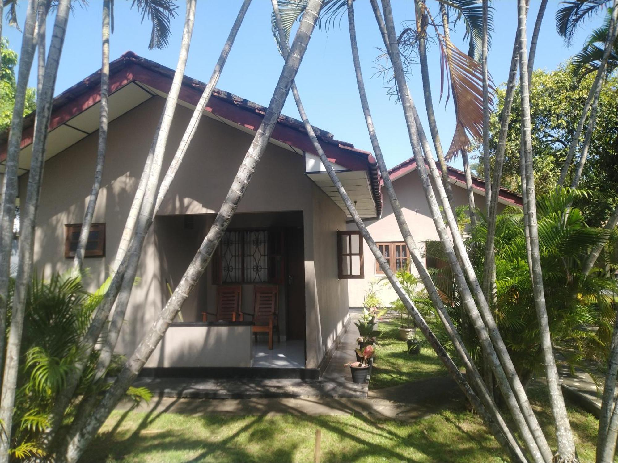Blue Bell Hotel Negombo Exterior photo